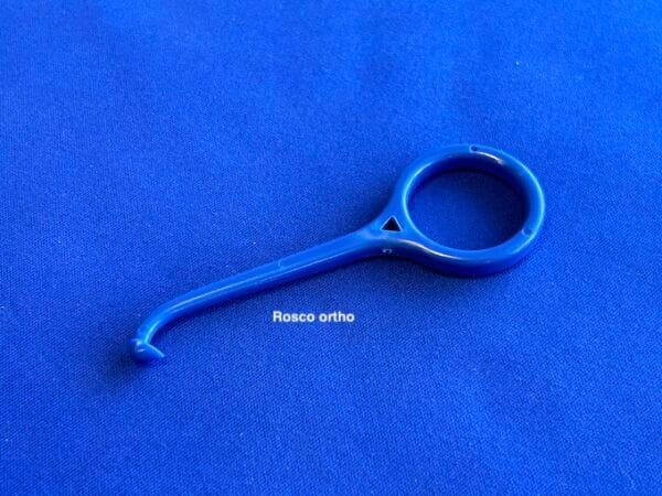 Clear retainer removal hook